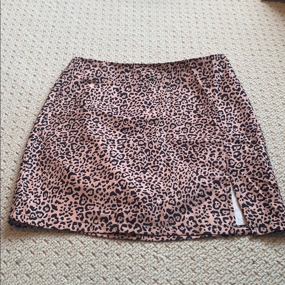 Leopard skirt